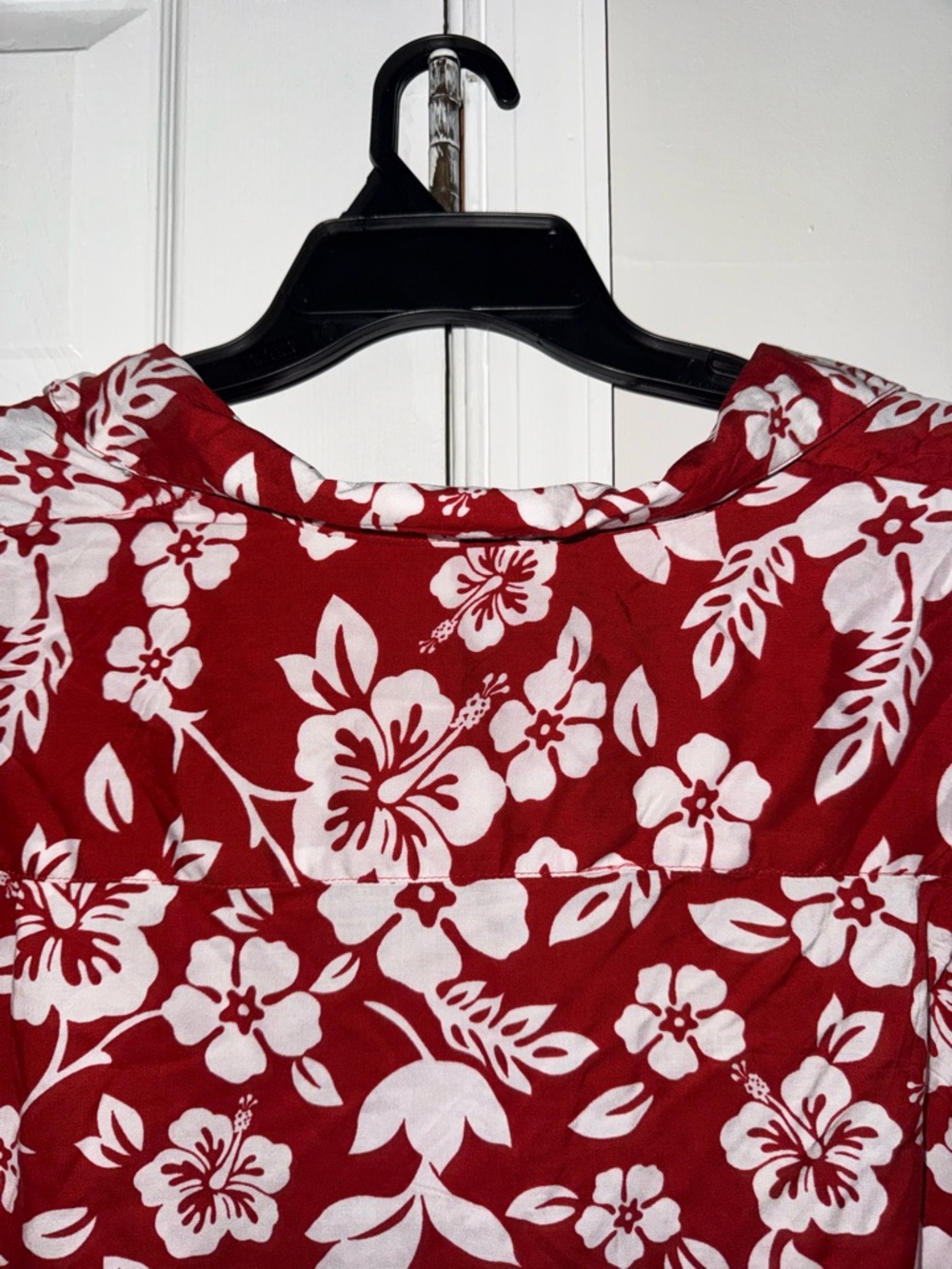 George Men’s Hawaiian Shirt L NWT Red White Hibiscus Floral Rayon Aloha Camp Top - Picture 10 of 11